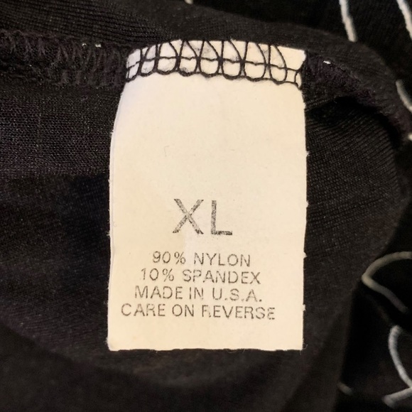 Briggs New York | XL | Black & White Abstract Floral Pattern Stretchy Blouse - Picture 4 of 4